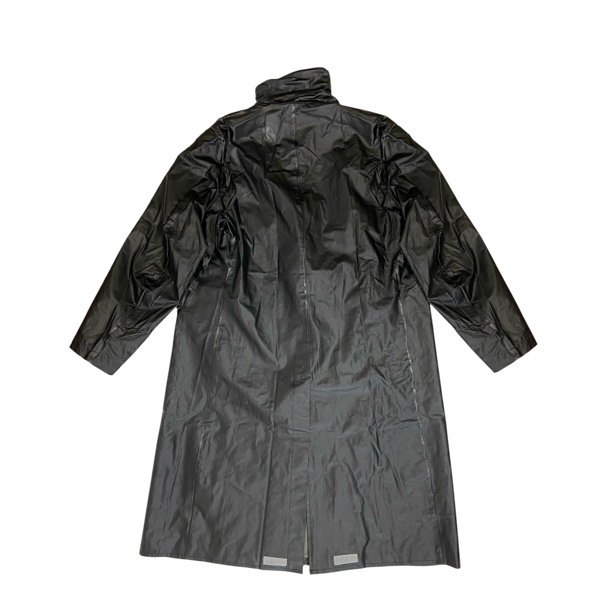 OIL COAT